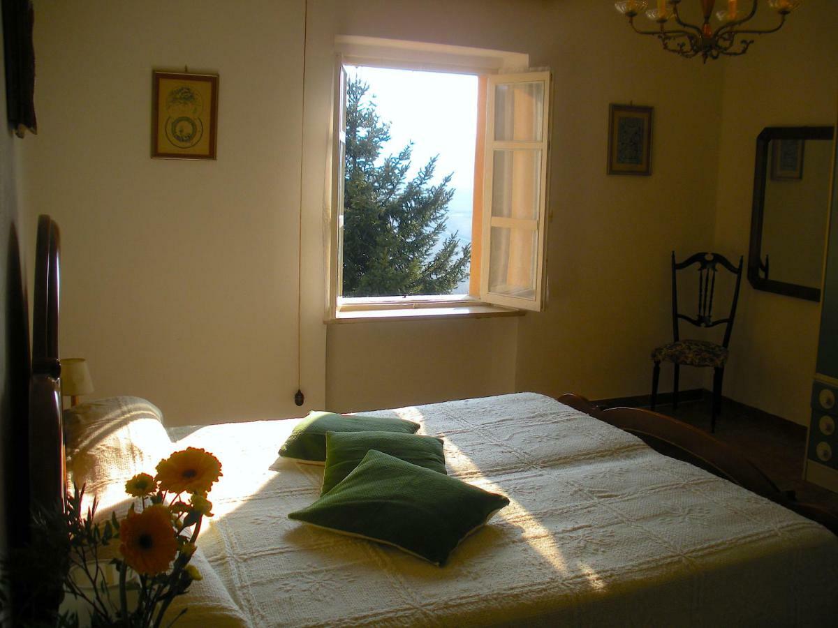 הוילה Cascina Tra I Vigneti A ניצה מונפראטו מראה חיצוני תמונה